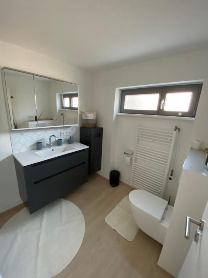 Schöne Wohnung mit Ausblick und Gartensitzplatz Lörrach Exterior foto